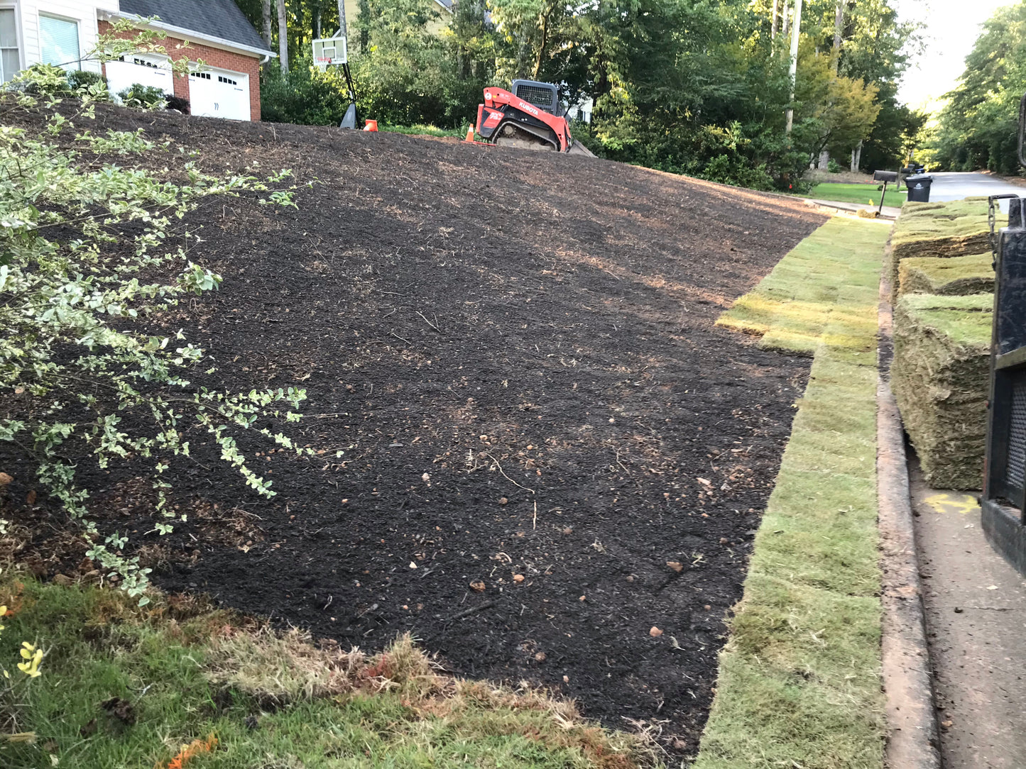 Bermuda 500 square feet per pallet Installation /Sod