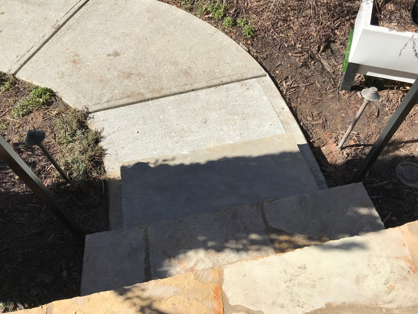 Stair Treads 2 - 4 Width Inch Installation /Hardscapes/Stair Treads/Stair Treads 18 x 36