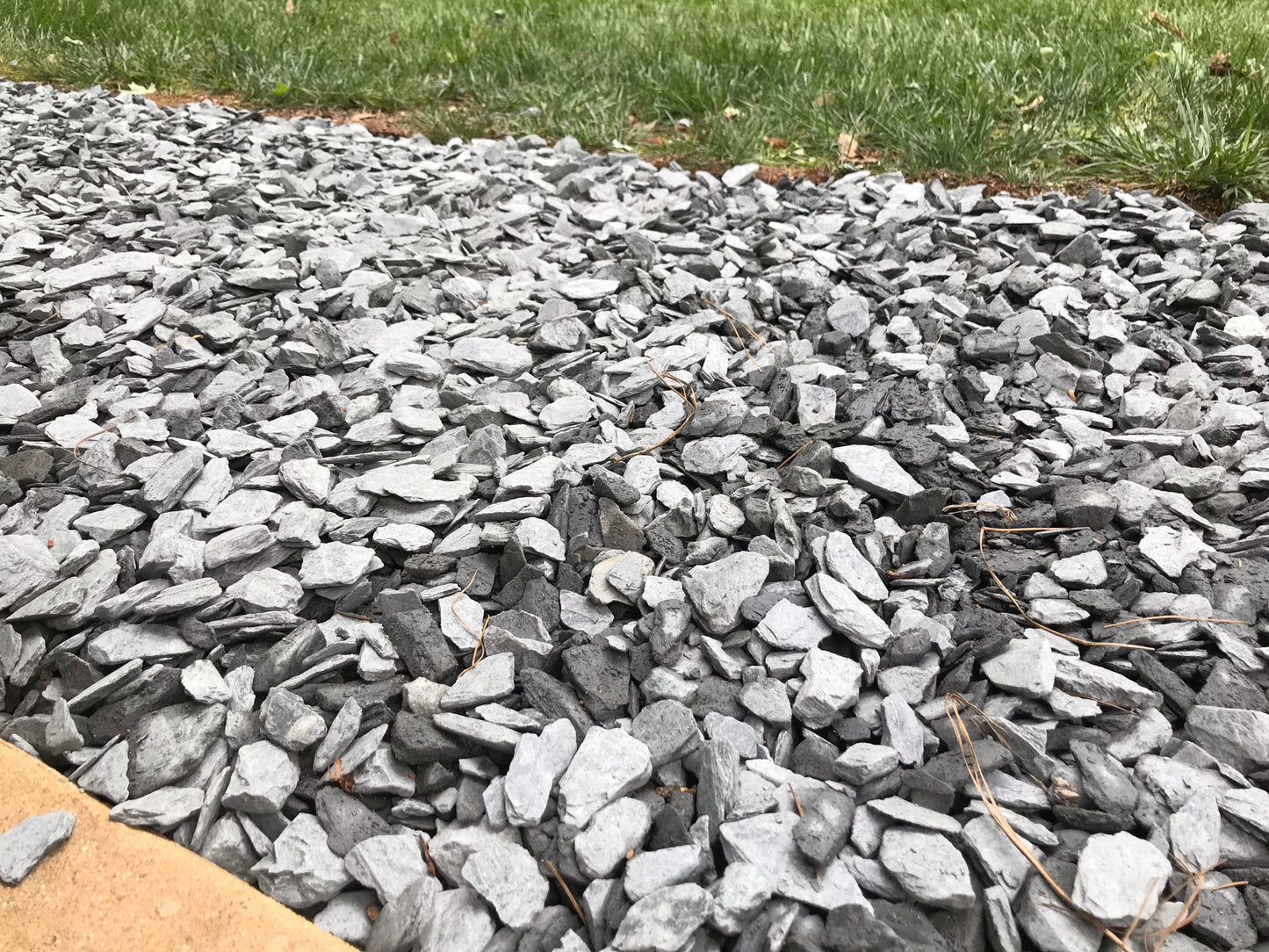 Slate Chips Installation /Hardscapes/Aggregates