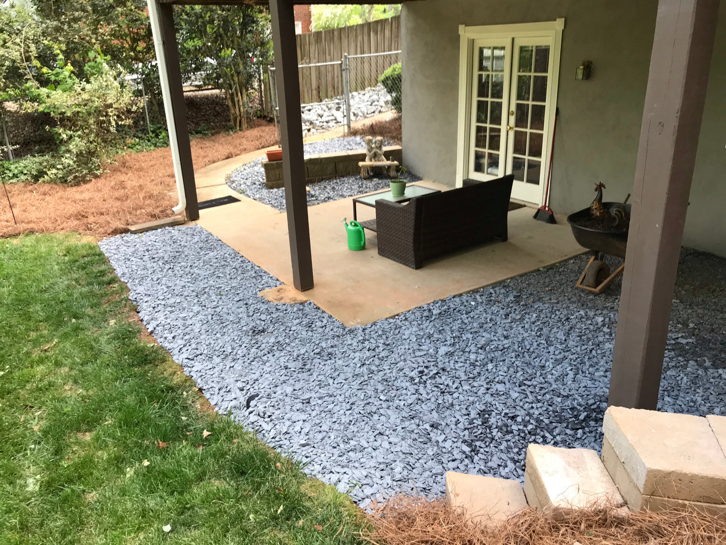 Slate Chips Installation /Hardscapes/Aggregates