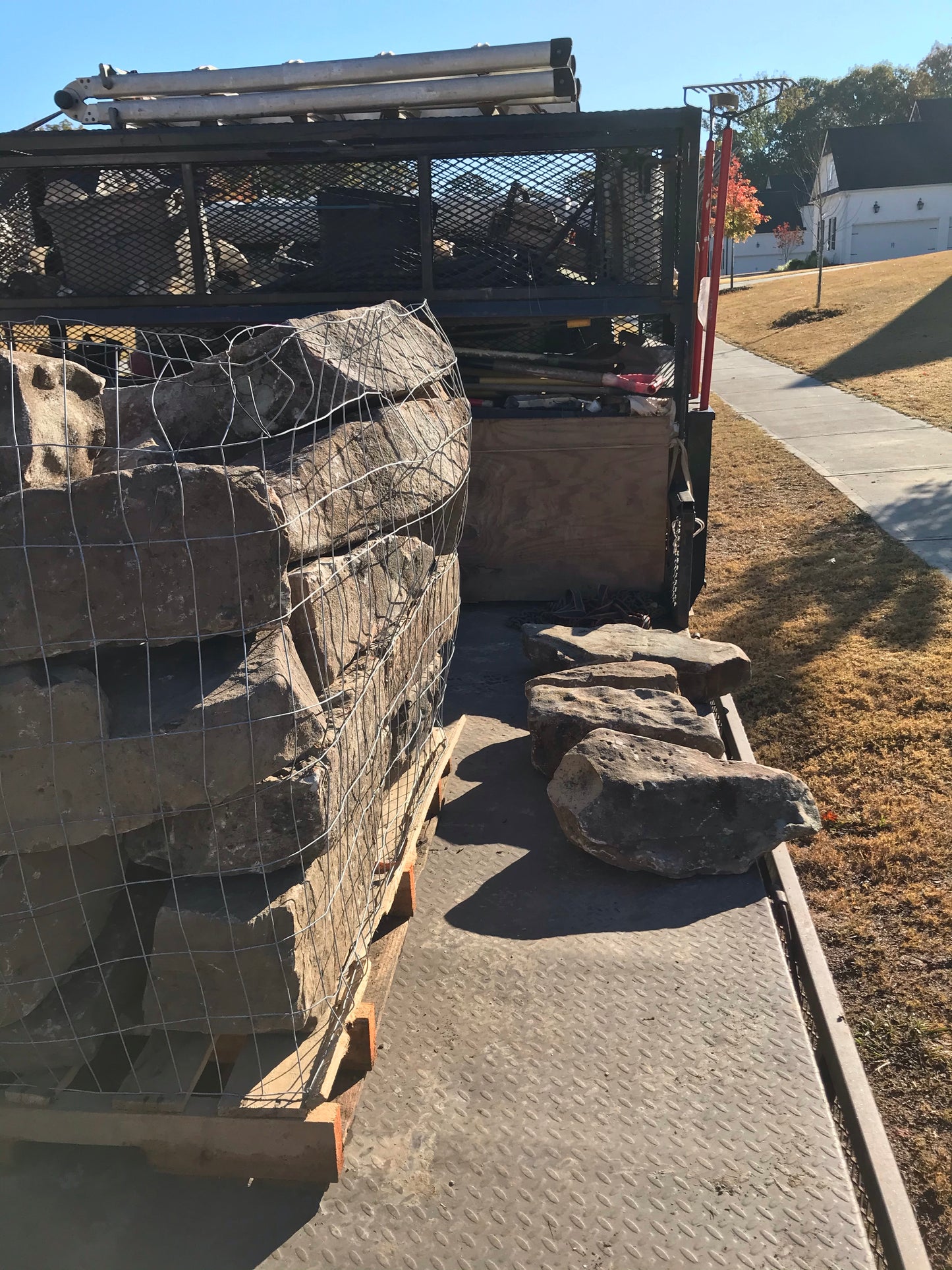 Retaining wall palette Installation/Hardscape/Accent Boulders