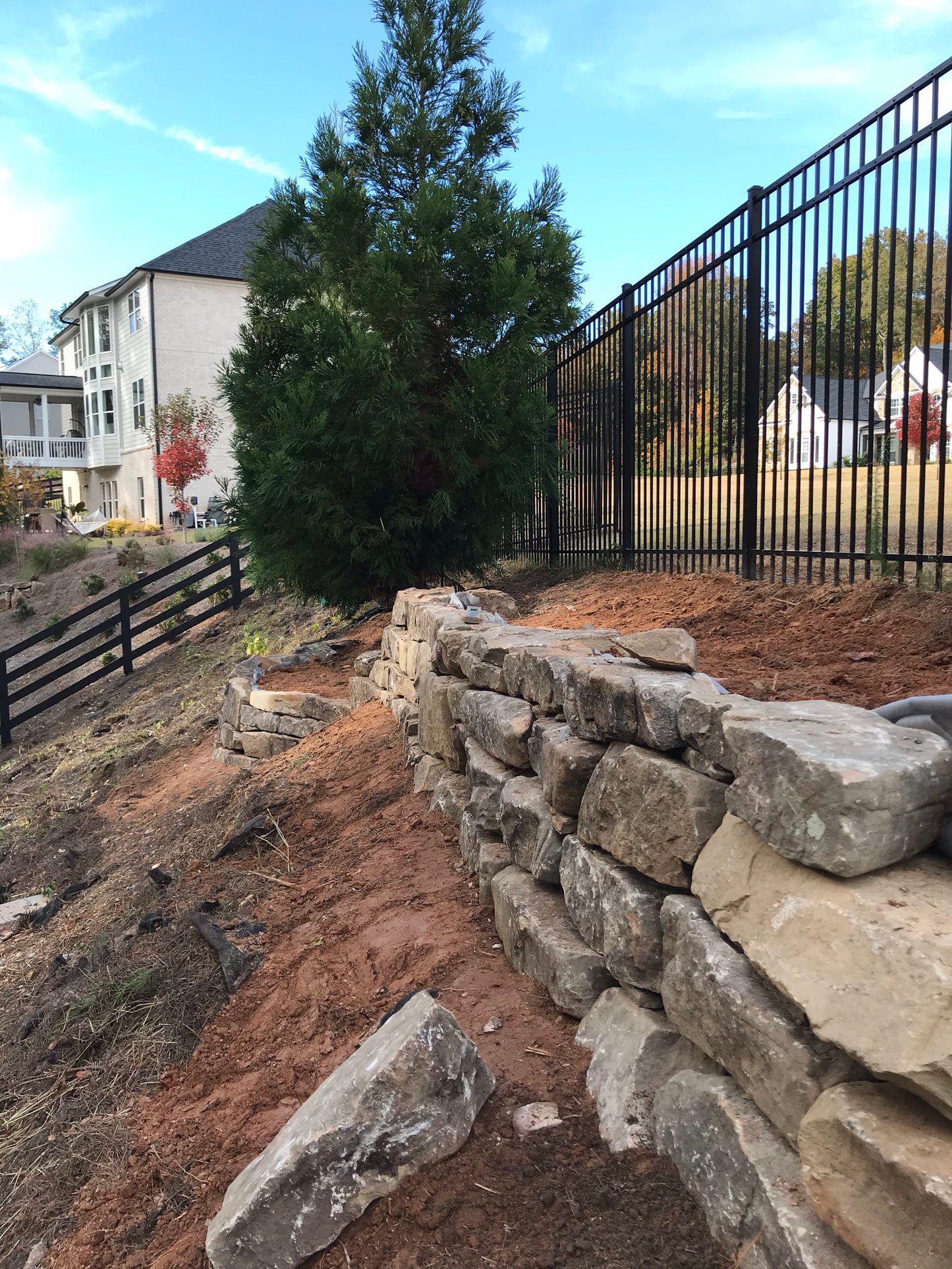 Retaining wall palette Installation/Hardscape/Accent Boulders