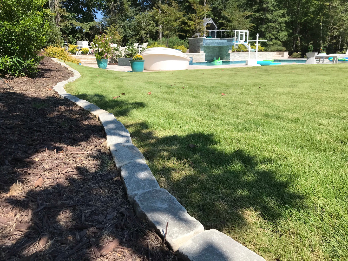 Edgestone tumbled cobblestone per foot  Installation/Hardscape